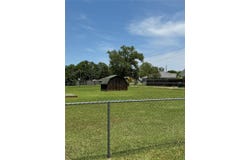 405 Lynch ST, Smithville, TX 78957