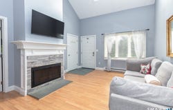 20 Twin Oaks, New Milford, CT 06776