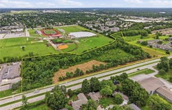 E Chipman Road, Lee's Summit, MO 64063