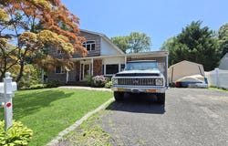 424 Alphabet Street, Holbrook, NY 11741