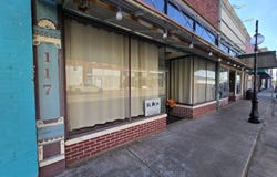 117 W Main Street, Ash Grove, MO 65604