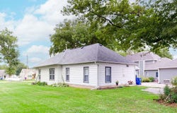902 N Frost Avenue, Avoca, IA 51521