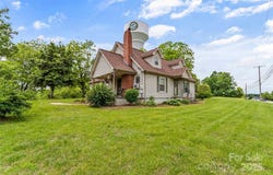 465 S Main Street, Granite Falls, NC 28630
