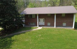 6 Atha Road, West Hamlin, WV 25571