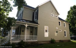 67 Van Dam Street, Saratoga Springs, NY 12866
