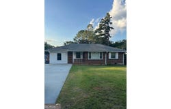 3067 Barksdale Circle, East Point, GA 30344