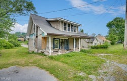 2121  2123 Randolph Street, Bristol, VA 24201