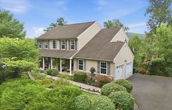 325 Shawnee Valley Drive, East Stroudsburg, PA 18302