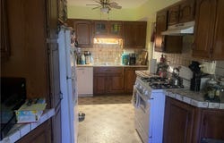 1166 Raymond Street NW, Warren, OH 44485
