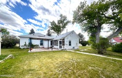 831 N 1st Street, Battle Mountain, NV 89820