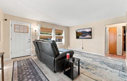 14401 Hendricks Avenue, Warren, MI 48089