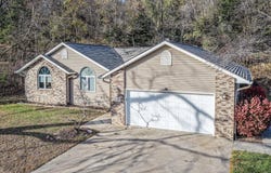 10724 OAK PARK Lane, BLAIR, NE 68008