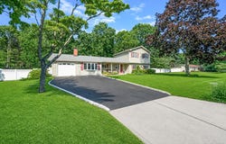 47 Fox Lane, Shoreham, NY 11786