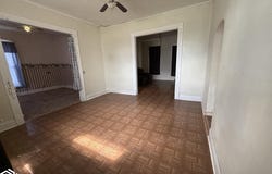 905 W Washington Street, Centerville, IA 52544