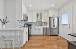 214-216 E Eagle 5, Boston, MA 02128
