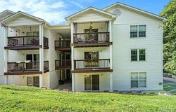 10 Eagle Rock Cove, Valley Park, MO 63088