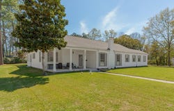 200 S 22nd Ave., Hattiesburg, MS 39401