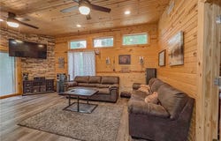 30 Driftwood Road, Sunrise Beach, MO 65079