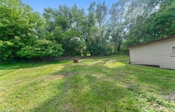 160 State Street, Struthers, OH 44471