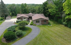 2460 Spring Rose Circle, Verona, WI 53593