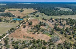 4090 County Road 444, Nixon, TX 78140