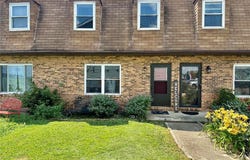 344 Douglas Avenue, Mascoutah, IL 62258
