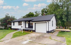 11 Garfield Ave, Linwood, NJ 08221