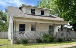 609 Jackson Street, Marysville, KS 66508