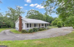 101 Leverett, Warm Springs, GA 31830