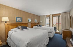 2000 N Village Drive, Truckee, CA 96161