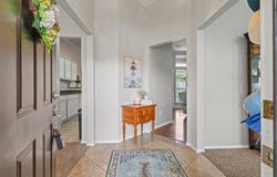 6711 Landover Hills Lane, Arlington, TX 76017