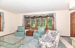 1545 S Johnson Rd, New Berlin, WI 53146