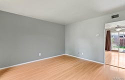 10730 Carroll Wood Way, St Louis, MO 63128