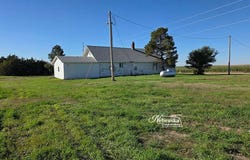 75445 Road 348, Elsie, NE 69134