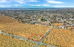 19767 Roanoke Rd, Apple Valley, CA 92307
