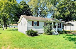 705 W Sand Road, Advance, MO 63730