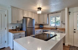 8206 SW PONCA Ct, Tualatin, OR 97062