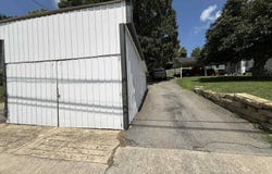 126 South High St, Burkesville, KY 42717