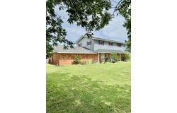 705 Loop Road, Quanah, TX 79252