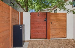 2519 E 4th St, Austin, TX 78702