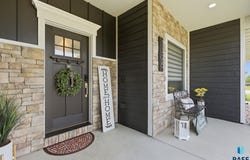 1325 W Waterstone Dr, Sioux Falls, SD 57108