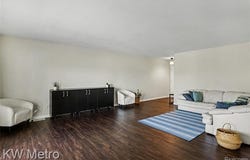 2471 Mulberry Square, Bloomfield Hills, MI 48302