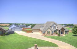 2869 Caleb Drive, Piedmont, OK 73078