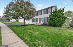 2094 E GREENLEAF DR, FREDERICK, MD 21702