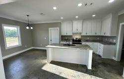 786 Clyde B Road, Walnut Grove, MS 39189