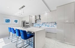 2557 Lakeview Ct, Cooper City, FL 33026