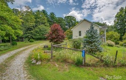 367 Cresent Street, Saluda, NC 28773