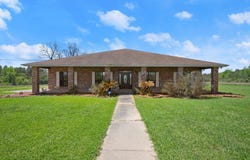 1595 Pumping Station Road, Greensburg, LA 70441