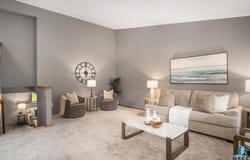 1601 E Keystone Dr, Brandon, SD 57005