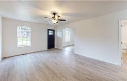 118 W Hickory Street, Nevada, MO 64772